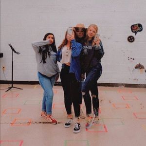 Meet your Posher, Kendall